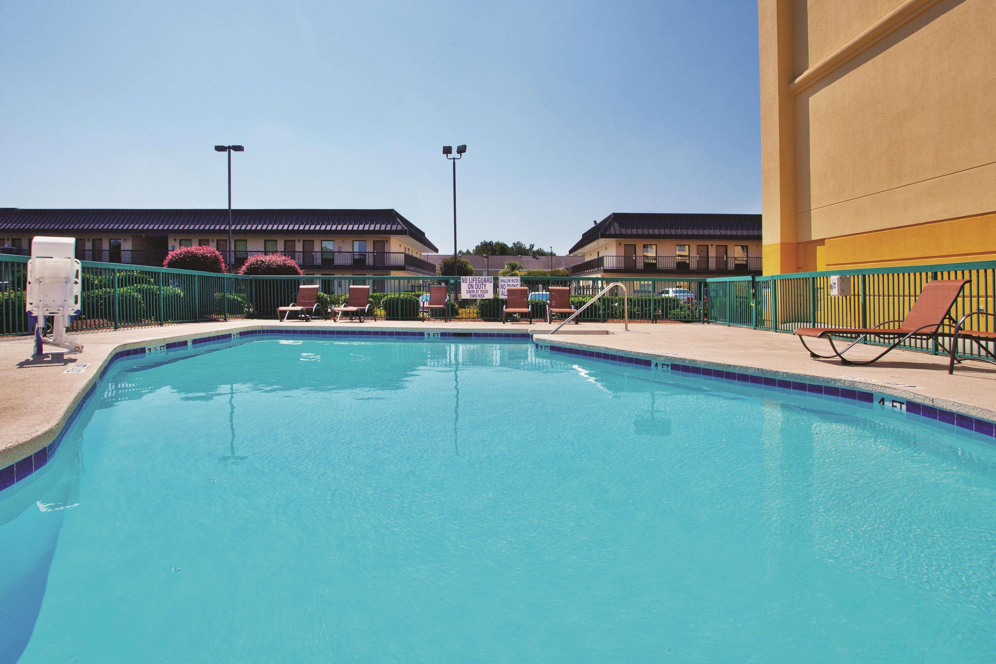La Quinta By Wyndham Florence Exterior foto